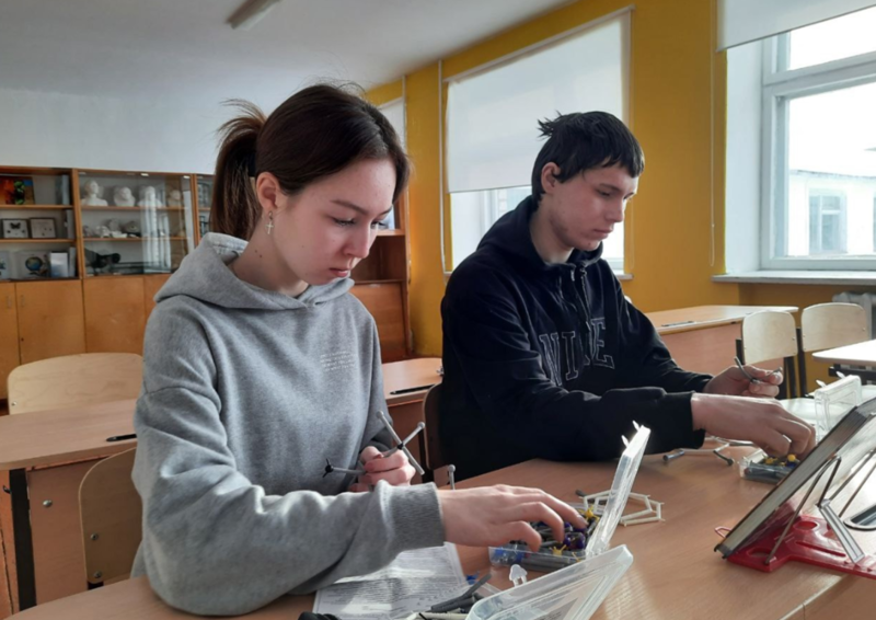 ТОЧКА РОСТА - внеурочное занятие по предмету "Химия" в 10 классе