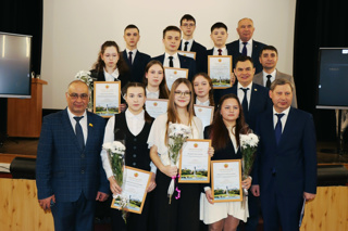 10 поводов для гордости. Поздравляем наших стипендиатов Главы Чувашской Республики