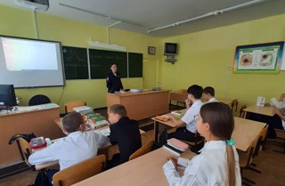 Профилактические беседы с обучающимися 7-х классов