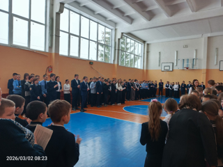 Общешкольная линейка