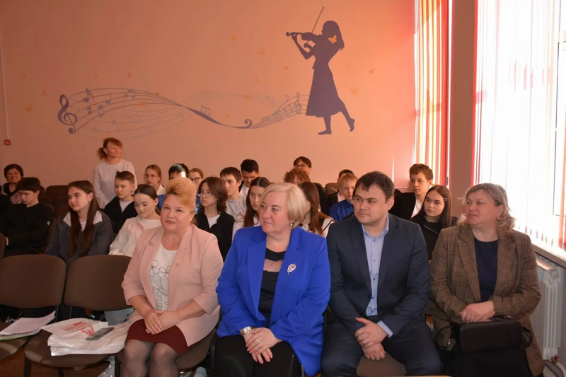 Встреча в Янгорчинской школе: шаг к будущему управленцев!
