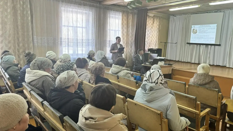 В МБОУ «Долгоостровская СОШ» состоялось общешкольное родительское собрание!