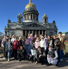 🚌ПУТЕШЕСТВИЕ В КУЛЬТУРНУЮ СТОЛИЦУ: ученики 7"Б" и 5"Б" классов посетили Санкт-Петербург.