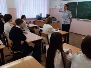 Профилактические беседы с обучающимися 5, 7, 8, 9  классов