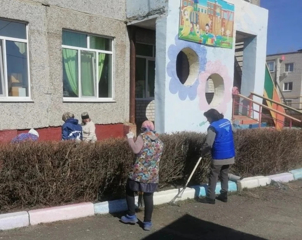 Субботник в детском саду: вместе к чистоте и порядку!