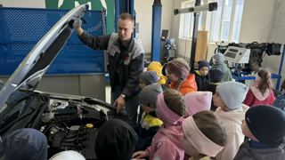 Наши воспитанники в мире больших профессий!