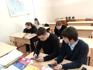 Кодим на квантах: наш репортаж с «Урока цифры»