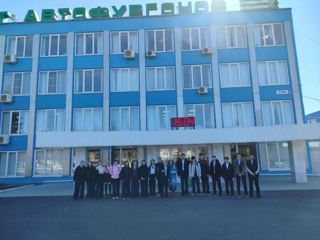 Школьники СОШ №1 ознакомились с производством Комбината автомобильных фургонов