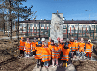 Прогулка к памятнику героев