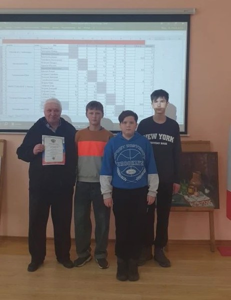 Команда Янтиковского  МО вышла в финал республиканского фестиваля по шашкам «Чудо-шашки»