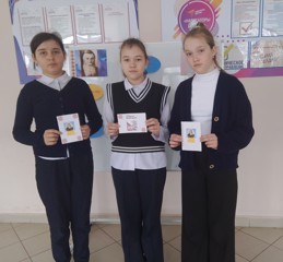 Чăваш  чĕлхипе литература  эрни пырать