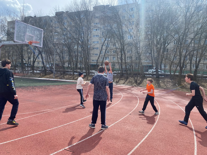 🏀 Стритбаскет на свежем воздухе! 🏀