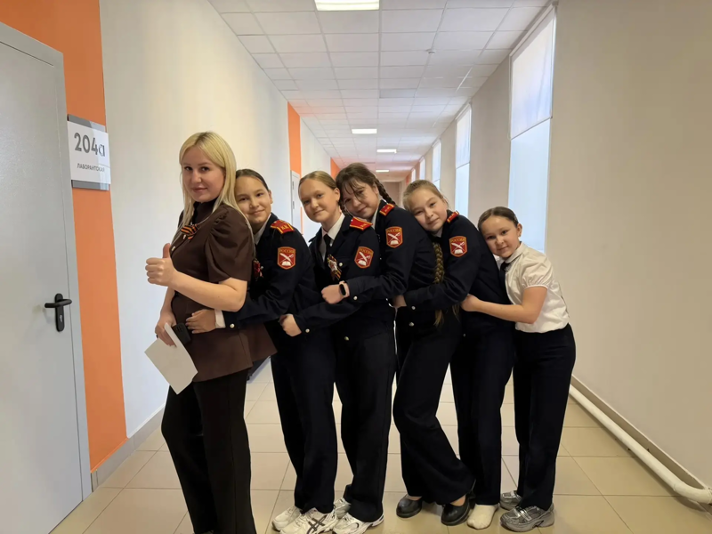 «Иди, обниму»: в Яльчикской школе имени Героя России Н.А. Петрова прошла добрая акция от педагога‑психолога