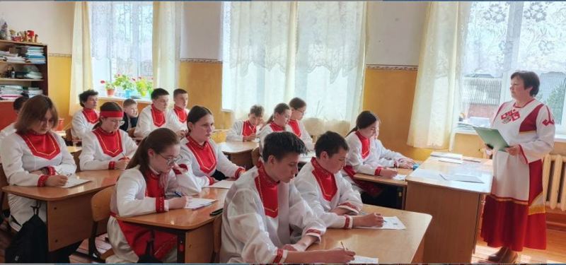 Советскинчи пĕтĕмĕшле пĕлÿ паракан  вăтам шкулта вĕренекенсем «Пĕтĕм чăваш диктанчĕ – 2026» акцие хутшăнчĕç