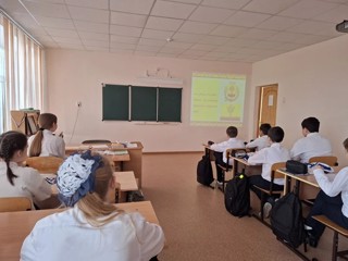 Чăваш Республикин  Патшалăх символĕсен кунĕ иртрĕ