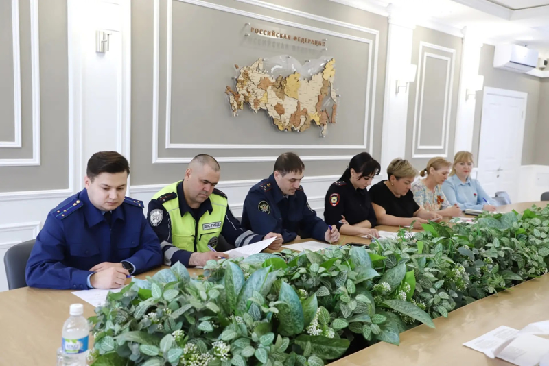 Участие на очередном заседании КДНиЗП администрации Яльчикского МО