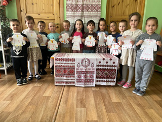 Ӳкересси: “Чӑваш эрешӗпе кӗпе илемлетесси”