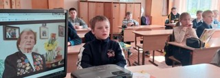 «В ожидании 9 Мая: песни войны в нашей школе»
