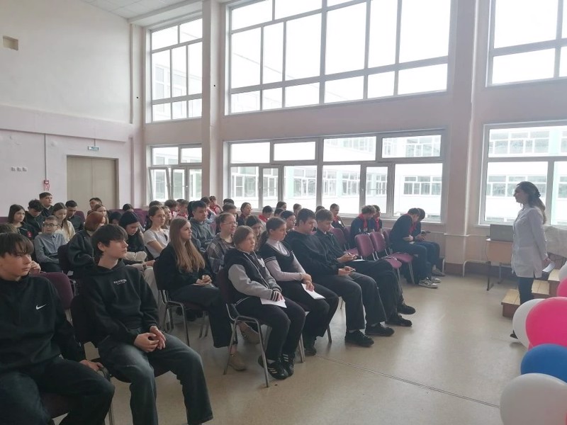 «Сообщи, где торгуют смертью»: встреча с экспертами.