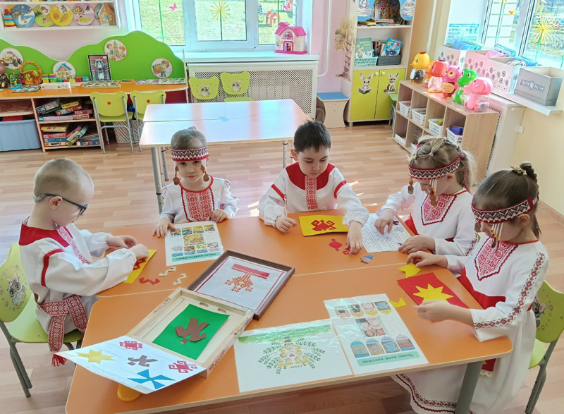 Чем чаще звучит чувашский язык, тем крепче связь поколений.