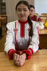 Ангелина Чайкина - чӑваш чӗлхипе литературин пӗтӗм тӗнче олимпиадинче çĕнтерÿçĕ пулса тӑчӗ