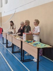 Спортзал превратился в тыл: мастер-класс от волонтёров «Домашней кухни Чувашии»!