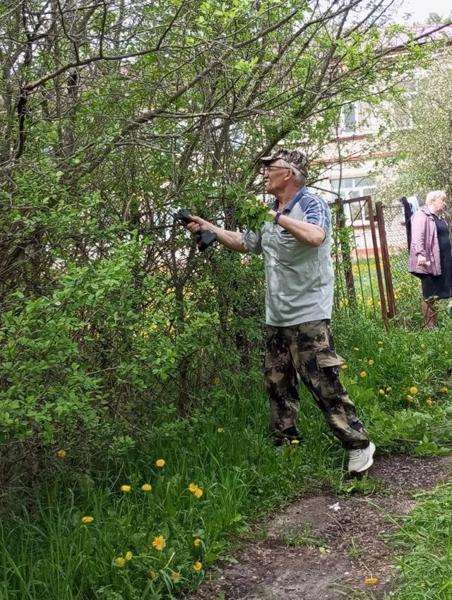 Вместе творим чистоту: субботник в нашей школе 🌿✨