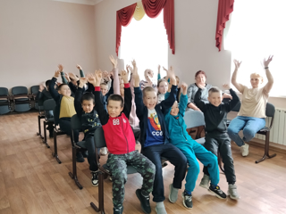 ﻿В нашей школе распахнул свои двери пришкольный лагерь «Веселые ребята»!