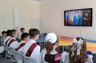 Важный диалог: выпускники и родители на классном часе