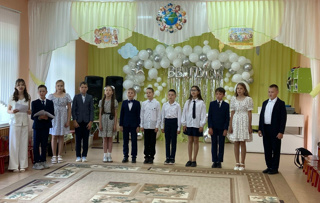 Выпускной для обучающихся 4 класса.