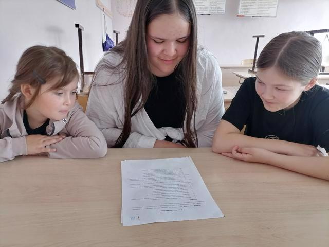 Сегодня, в День защиты детей, в нашей школе царила невероятная атмосфера! 🎈 Учащиеся  стали участниками интересного путешествия по следующим станциям