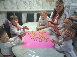 Четвёртый день детского акатуя: «Вкус акатуя: семейное кулинарное приключение»