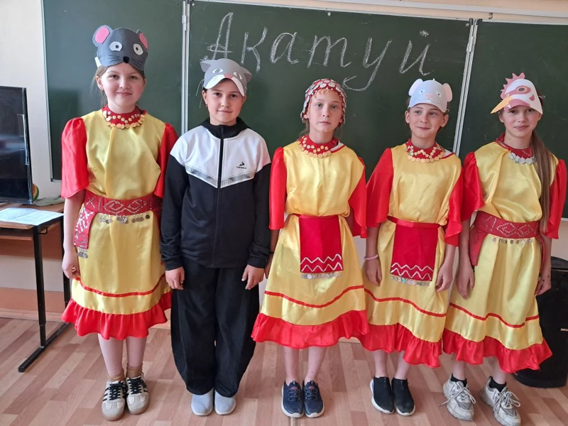 Праздник «Акатуй» в пришкольном лагере: погружение в чувашскую культуру!