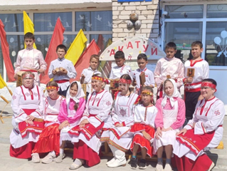 Праздник "Акатуй" в лагере "Улыбка"