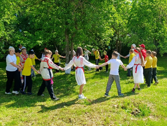🎶 Мелодии Акатуя наполнили наш лагерь! 🌾✨