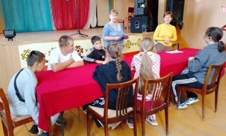 «У воды без беды»