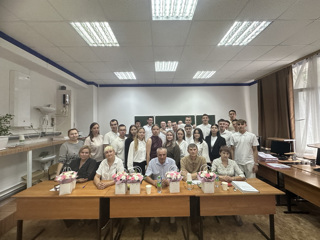 Поздравляем с успешной защитой диплома!