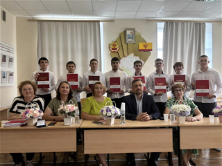Поздравляем с успешной защитой дипломных проектов!