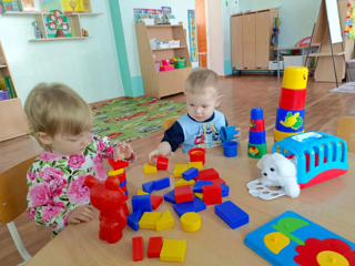 Адаптация к детскому саду началась.