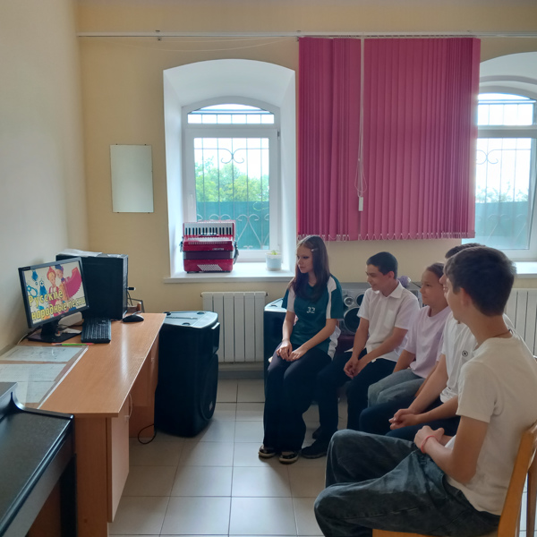 Мероприятие "Слушаем и поём русские народные песни"