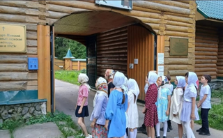 В Моргаушском округе проходит проект «Один день в монастыре»
