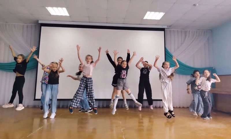 Танцевальный колорит в «Весёлой галактике»