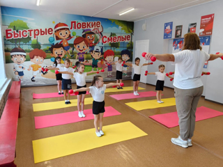 Каждое утро начинаем с зарядки!