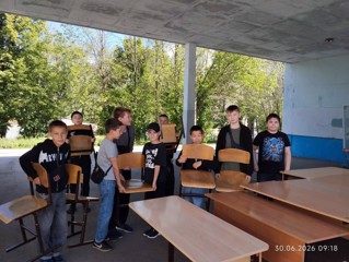 Пятиклассники на летней практике
