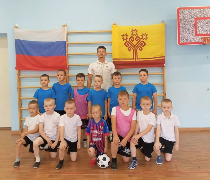 Товарищеский матч по футболу