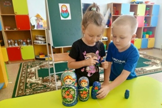 Пластилиновые матрёшечки