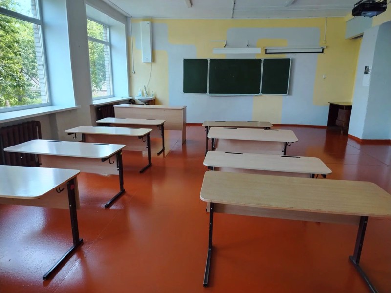 Школа готовится к новому учебному году: летний ремонт в разгаре!