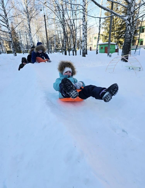 ❄Снежная горка #малышей_крепышей34 из средней группы "Звёздочки"