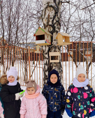 Кормушки для зимующих птиц