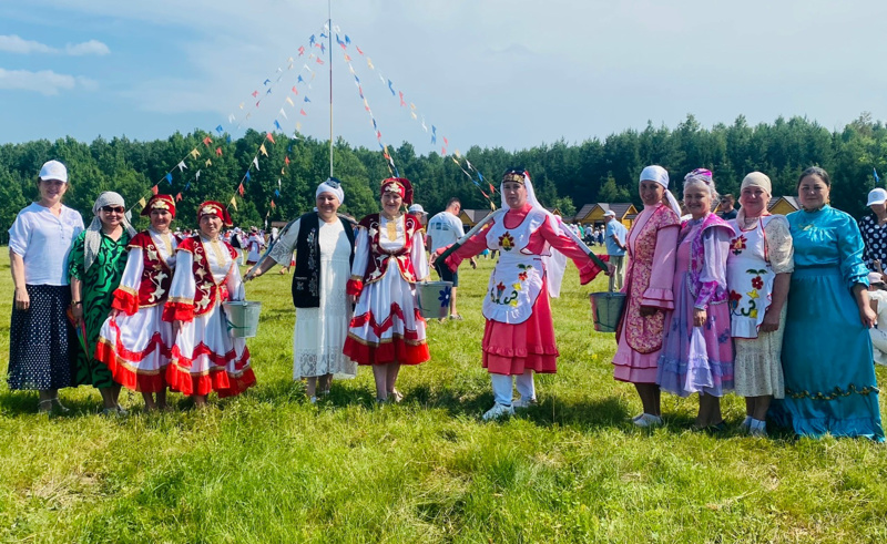 Традиционный праздник «Акатуй- Сабантуй»
